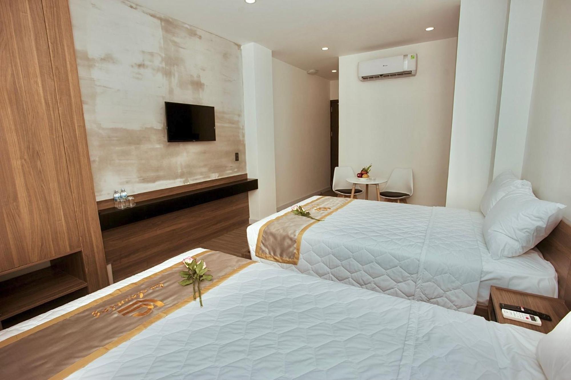 Lee Charming Hotel Nha Trang Extérieur photo